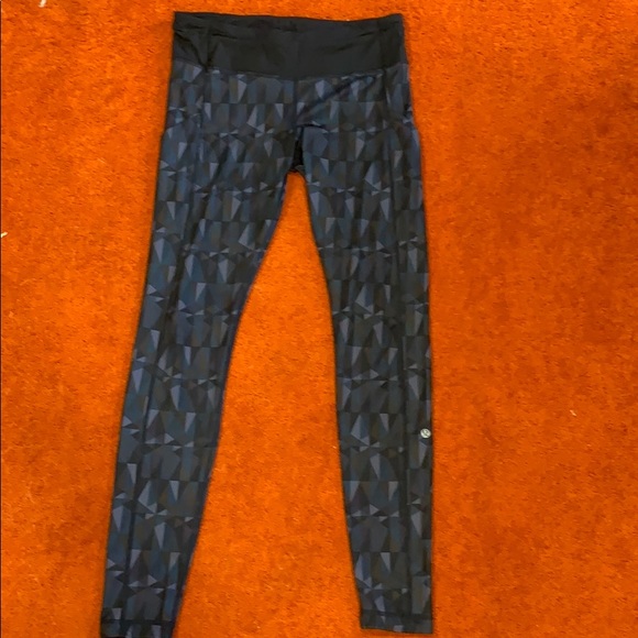 Lululemon full length leggings with pockets - Picture 1 of 3
